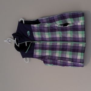 Girls large North Face vest, insulated polyester. Worn good condition